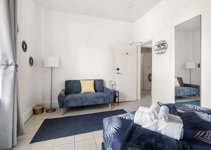 Bedroom In Corso Italia Neighborhood